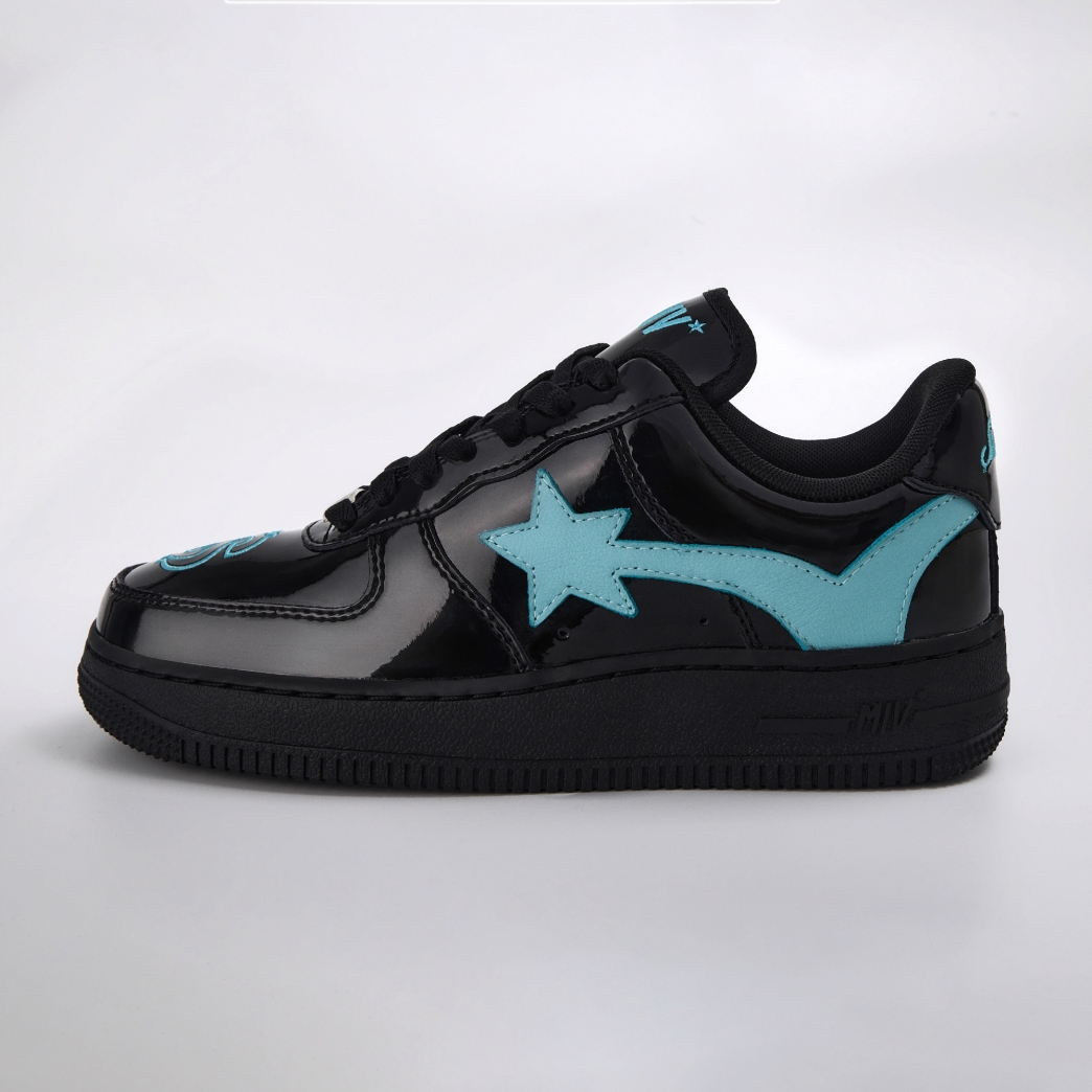 $MIV FLEXING STAR SNEAKERS