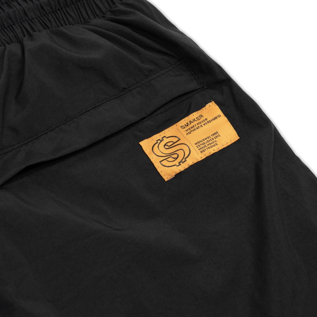 $4L NYLON SHORT IN BLACK