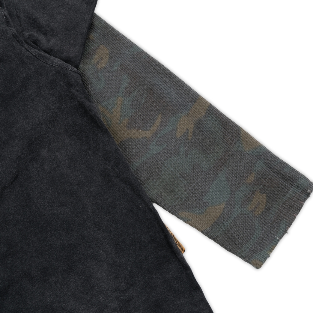 "FOR THOSE WHO RICH" LAYERED LONG SLEEVE WASHED TEE