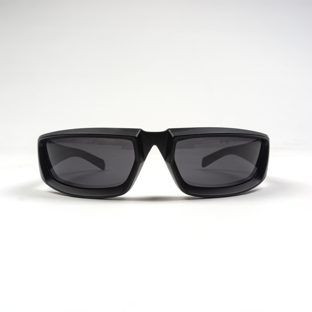 Y2K SUNGLASSES IN BLACK