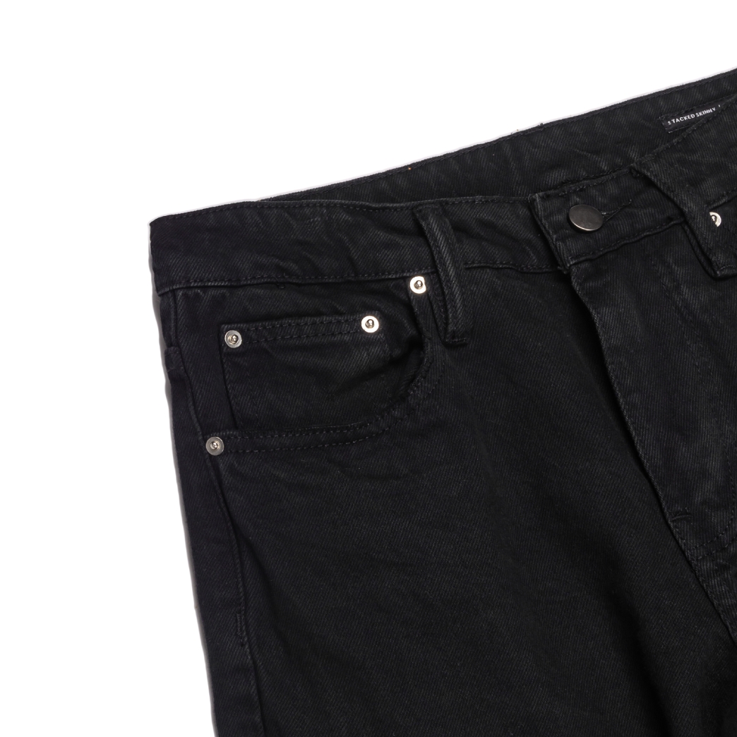 FLARE JEANS IN BLACK