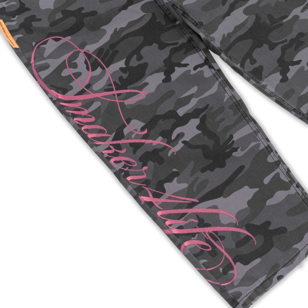 $MAKER4LIFE CAMO PANTS IN GREY