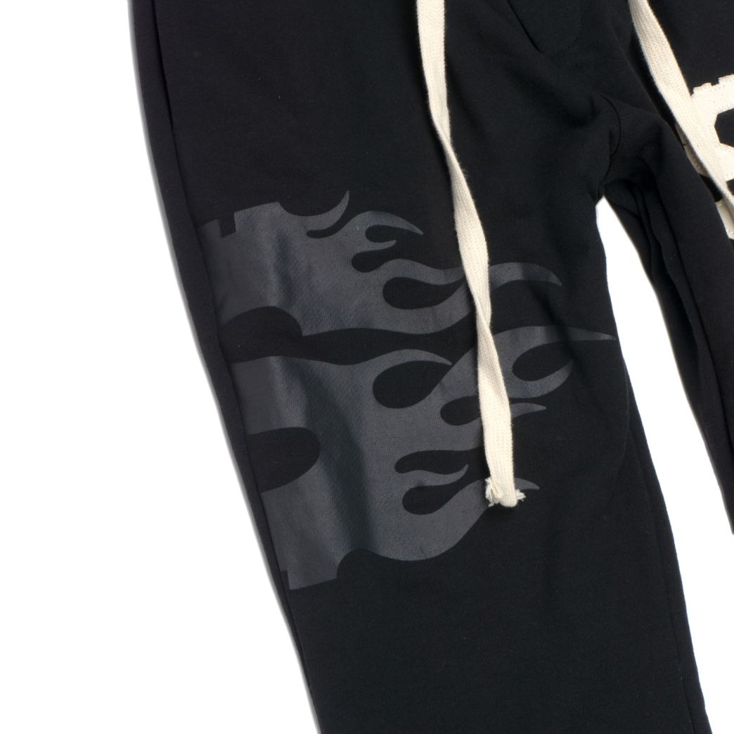 PATCH LOGO SWEAT PANTS IN BLACK