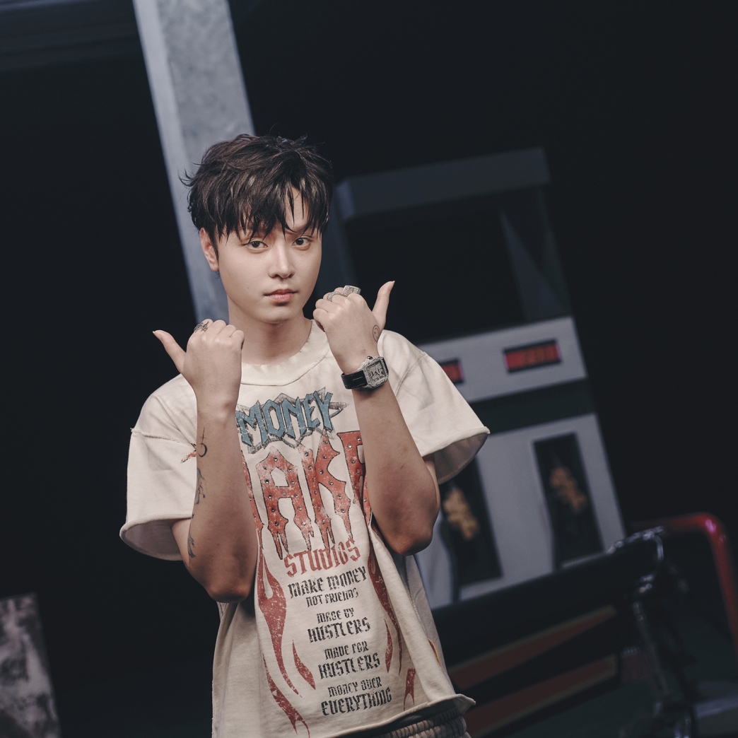 $MAKER ROCK WASHED TEE IN CREAM