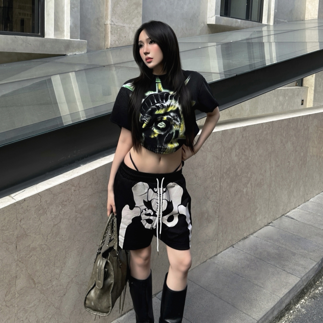 SKELETON MESH SHORTS IN BLACK