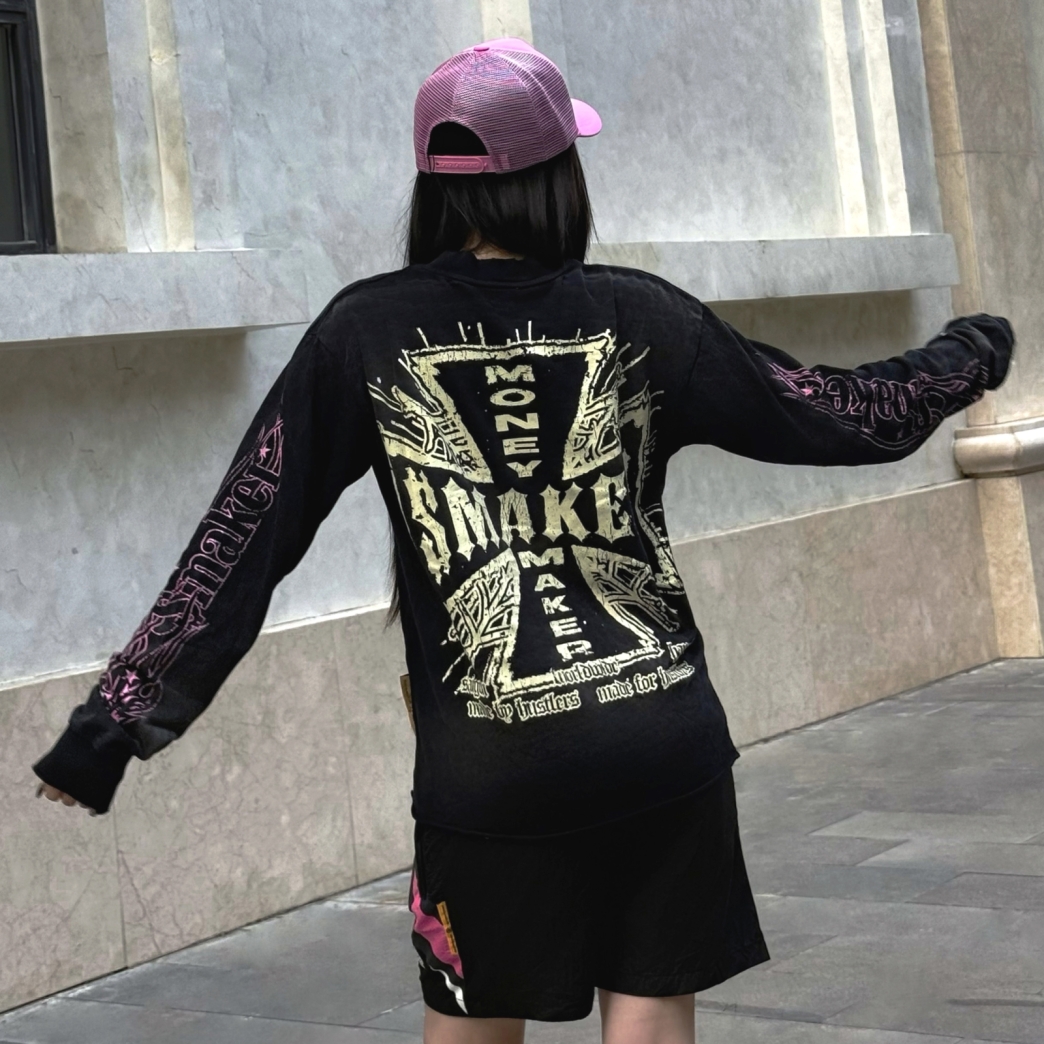 $MAKER WORLDWIDE WASHED SWEATER IN BLACK