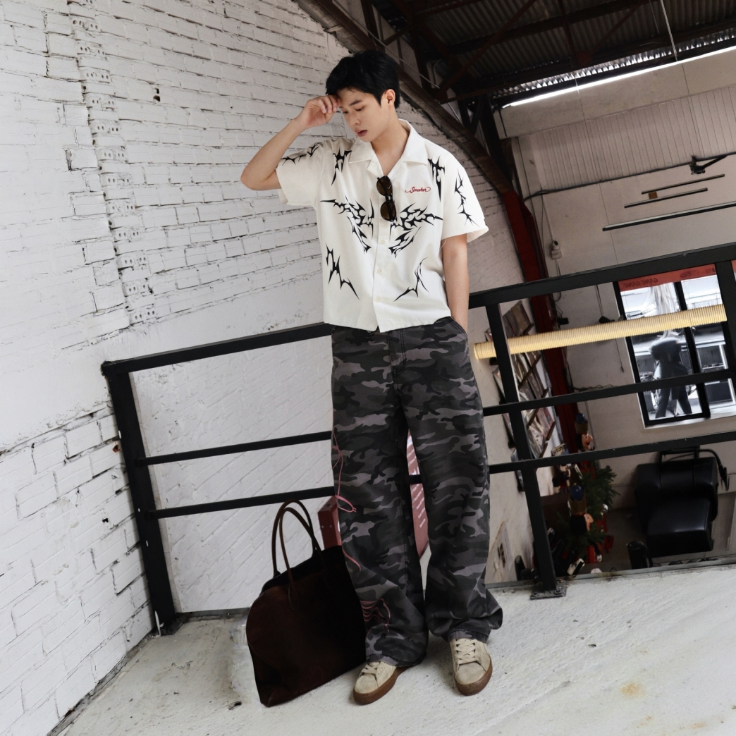 TRIBAL DRAGON SHIRT IN WHITE