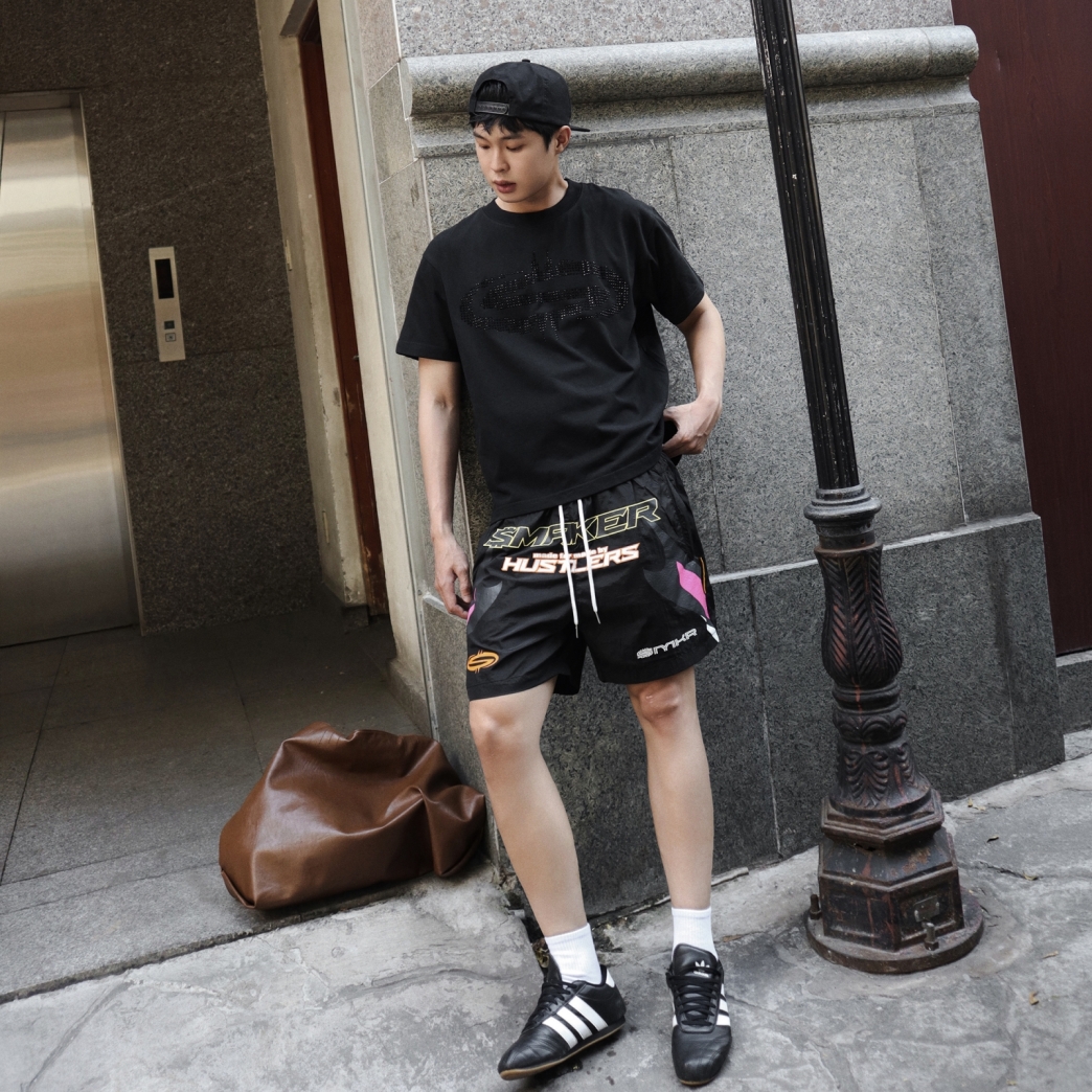 BLACK ICED OUT LOGO TEE IN BLACK