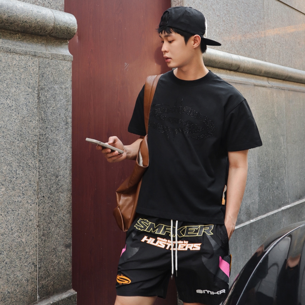 BLACK ICED OUT LOGO TEE IN BLACK