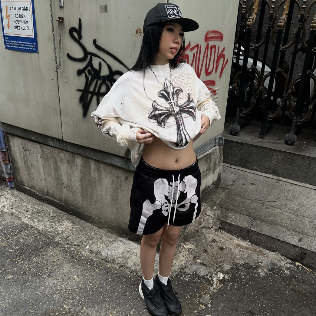 SKELETON MESH SHORTS IN BLACK