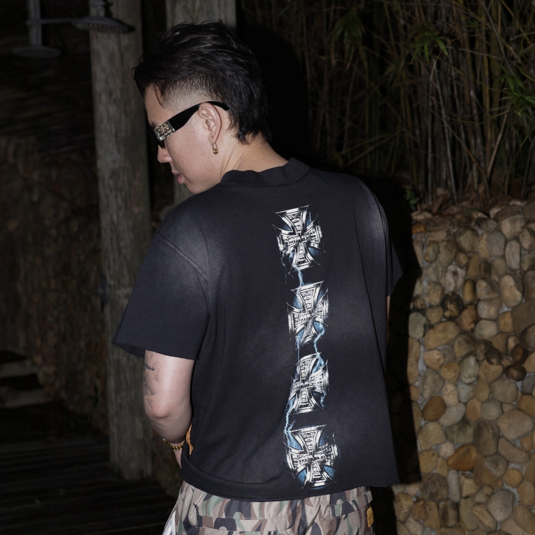 DRAGON TIGER WASHED TEE IN BLACK