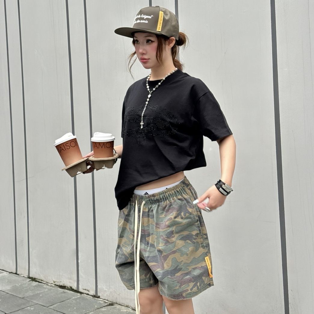 BLACK ICED OUT LOGO TEE IN BLACK