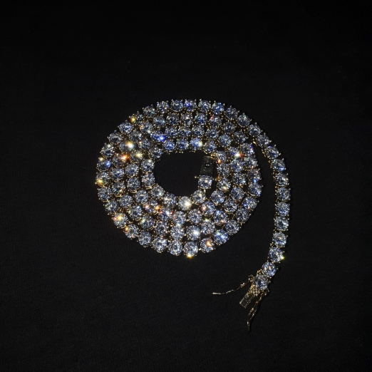 TENNIS NECKLACE IN GOLD