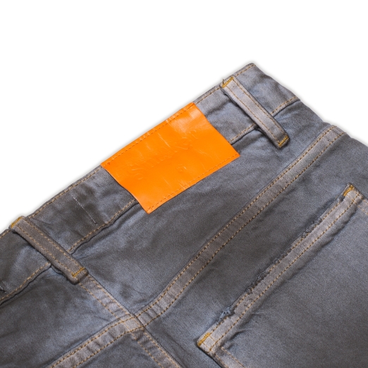 FLARE JEANS IN GREY
