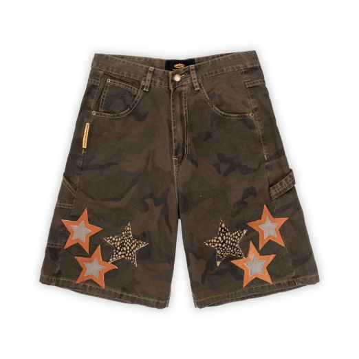 STARS BAGGY SHORTS IN CAMO