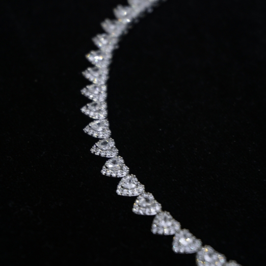 HEARTS LINK ICED OUT NECKLACE