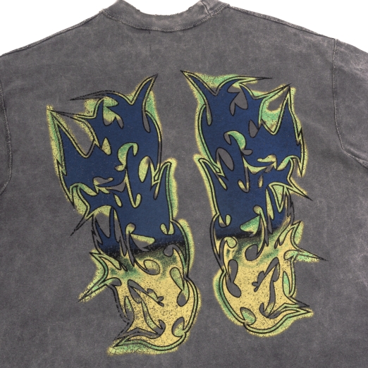 TRIBAL LOGO WASHED TEE IN GREY