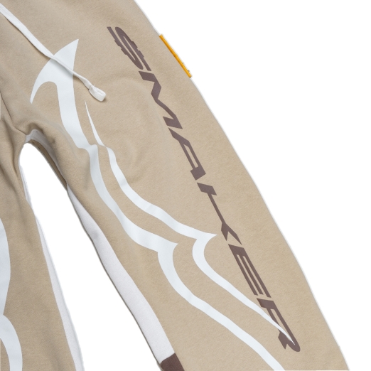 SMAKER FLAME FLARE SWEAT PANTS IN TAN