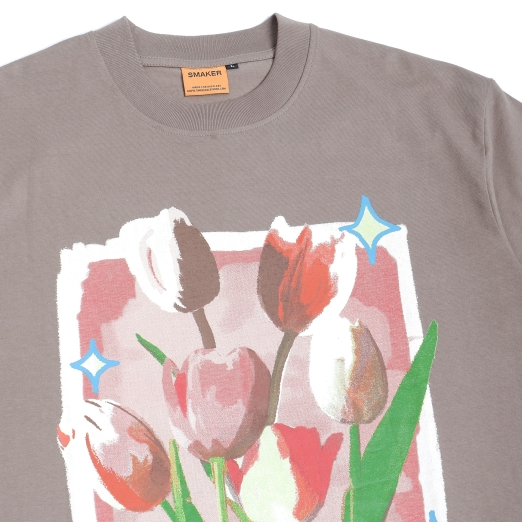 FLOWERS 4 U TEE IN BROWN