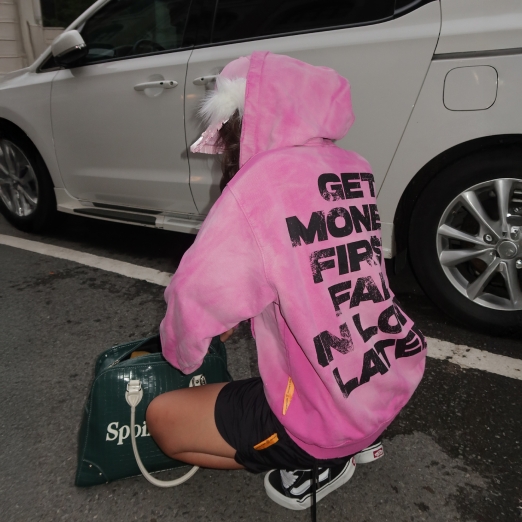 $INNER WORLD WASHED HOODIE IN PINK